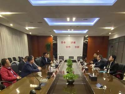 联想开天CEO李高强一行赴麒麟软件天津总部考察调研