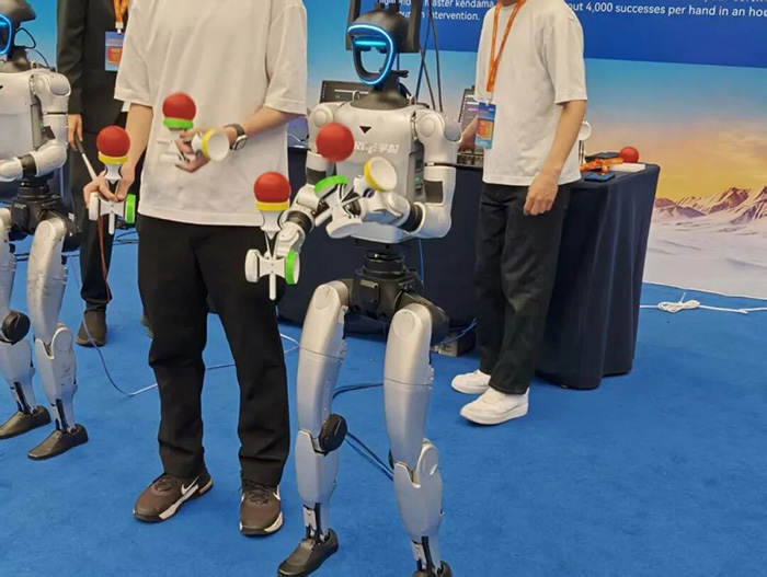 宇树 10 周年,王兴兴:我劝你相信 AI 宇树 10 周年,王兴兴:我劝你相信 AI